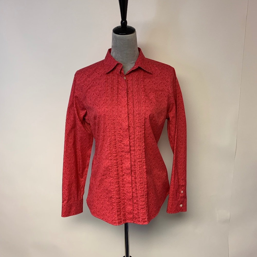 LL Bean blouse SZ  XS red button down wrinkle resistant classic paisley office